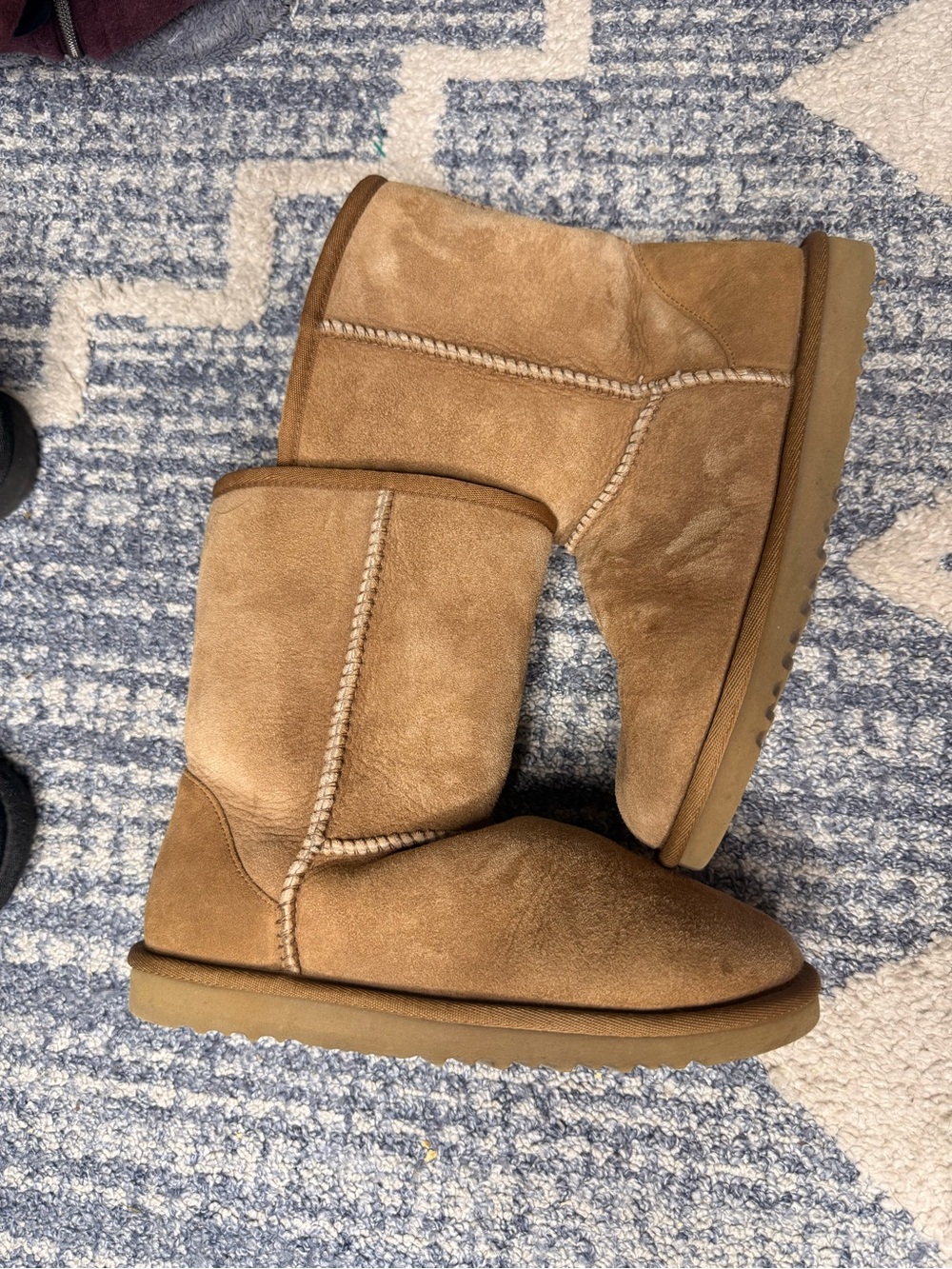 Great Condition REAL WOOL Ugg Australia Classic Chestnut Suede Winter Boots